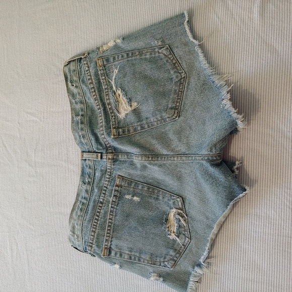 Rag and Bone Denim Shorts with Metal Studs, Sz 27 - Picture 6 of 8